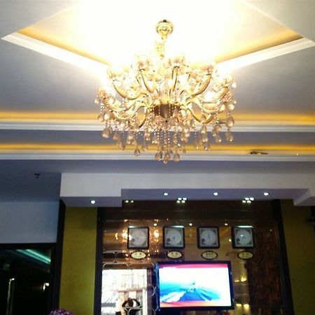 Jiujiu Holiday Hotel Xangai Exterior foto