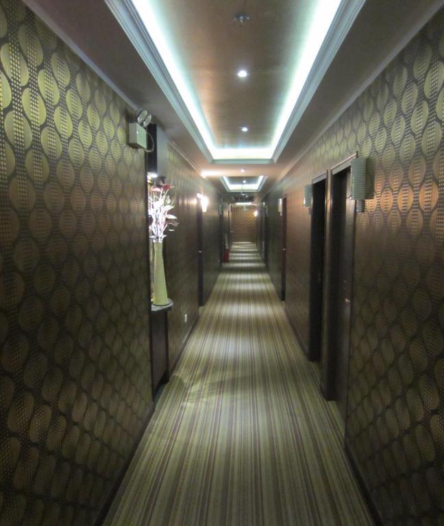Jiujiu Holiday Hotel Xangai Exterior foto