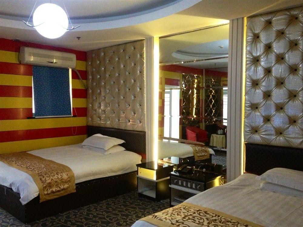 Jiujiu Holiday Hotel Xangai Exterior foto