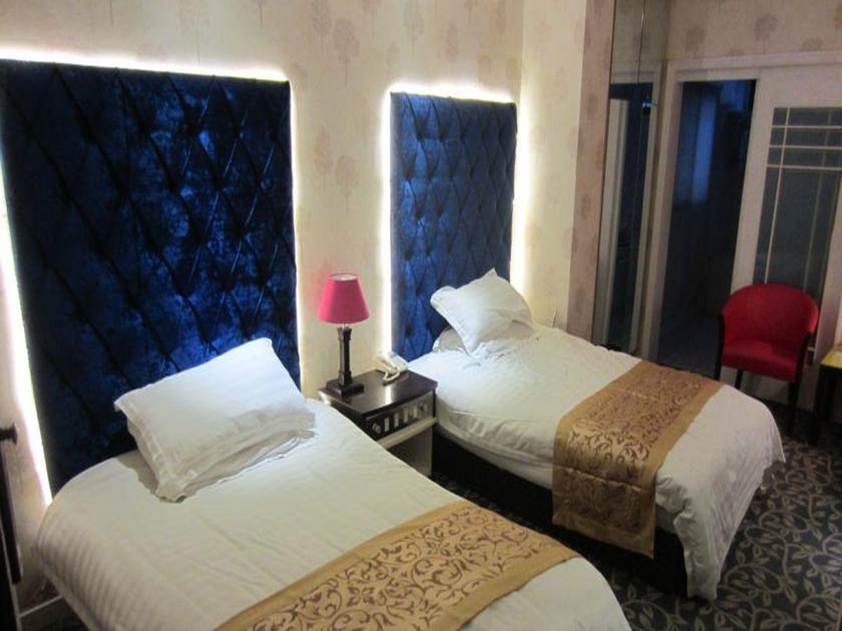 Jiujiu Holiday Hotel Xangai Exterior foto