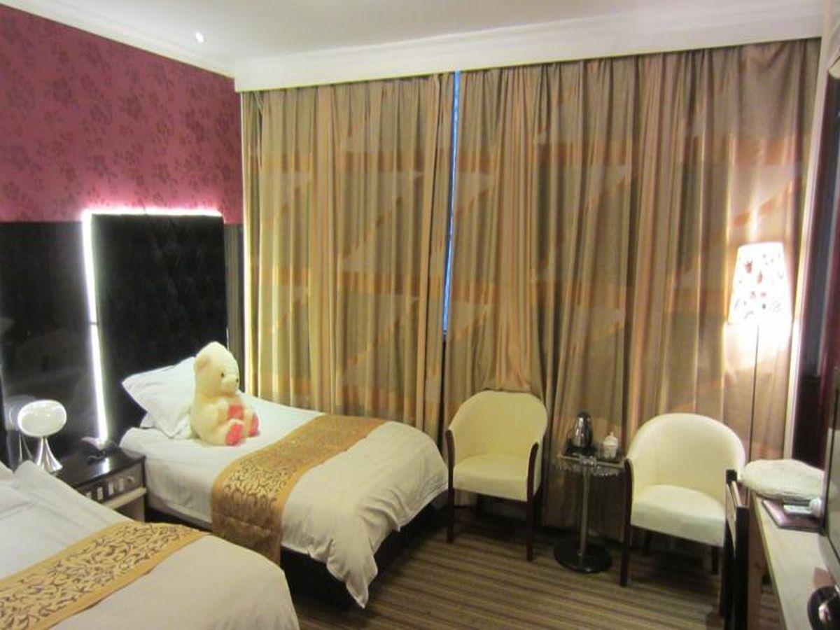 Jiujiu Holiday Hotel Xangai Exterior foto